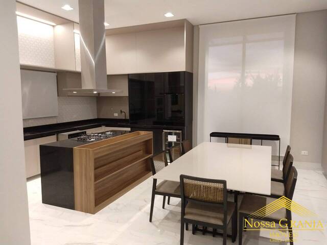 #1511 - Casa para Venda em Carapicuíba - SP