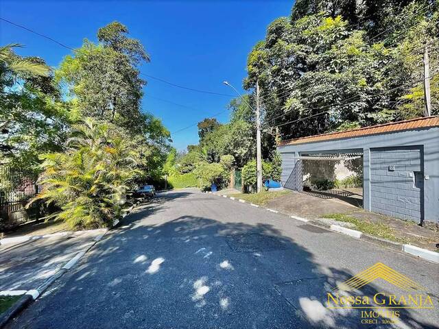 #1061 - Casa para Venda em Carapicuíba - SP