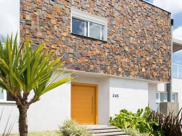 #1022 - Casa para Venda em Cotia - SP