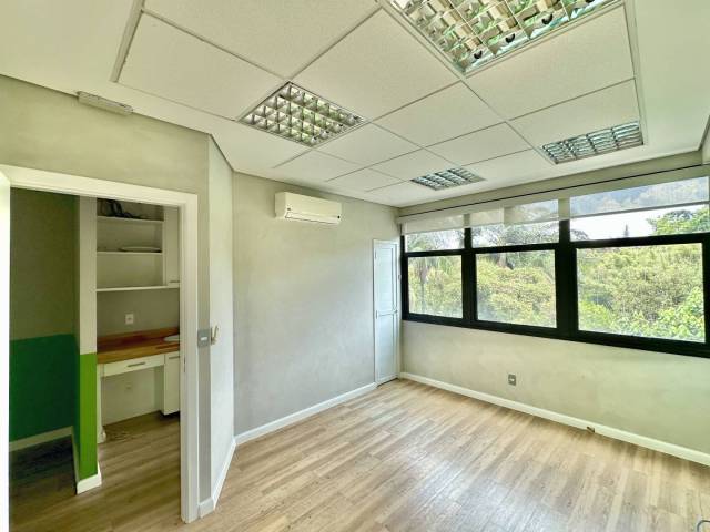 Sala para Venda em Cotia - 5