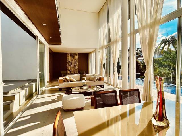 #1195 - Casa para Venda em Cotia - SP - 2