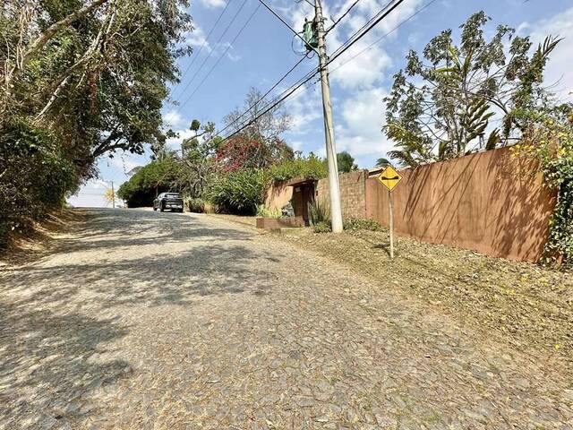 #1323 - Casa para Venda em Cotia - SP - 2